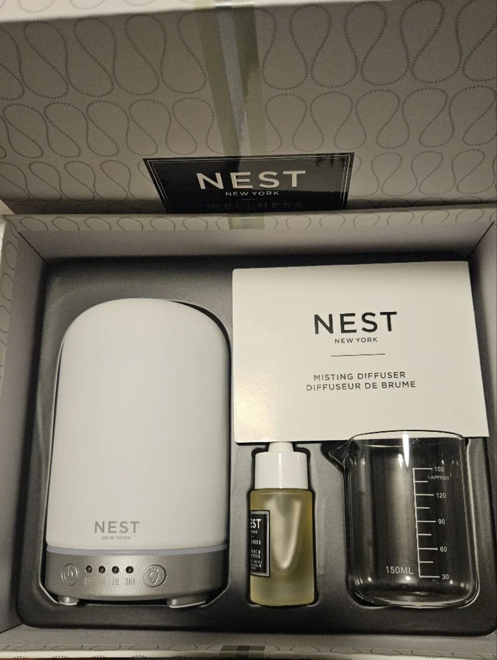 Wellness Wild Mint & Eucalyptus Misting Diffuser Set - White & Mint